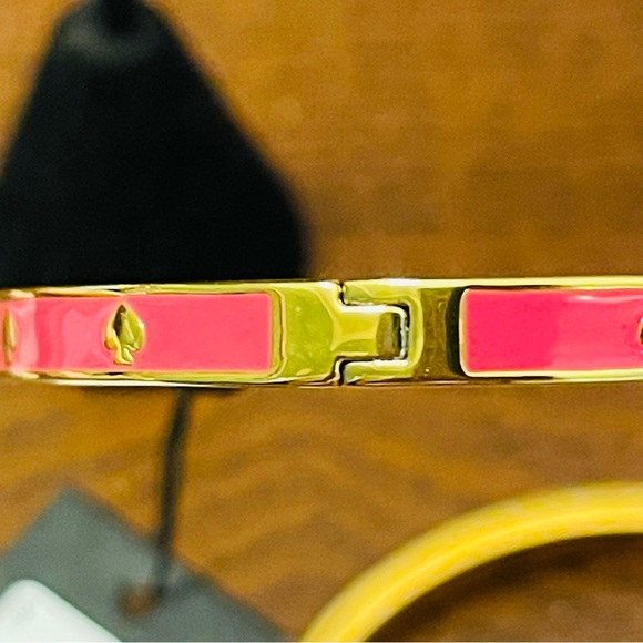 kate spade- Spot the Spade Enamel with Gold Spades in Pink or White - Picture 6 of 11